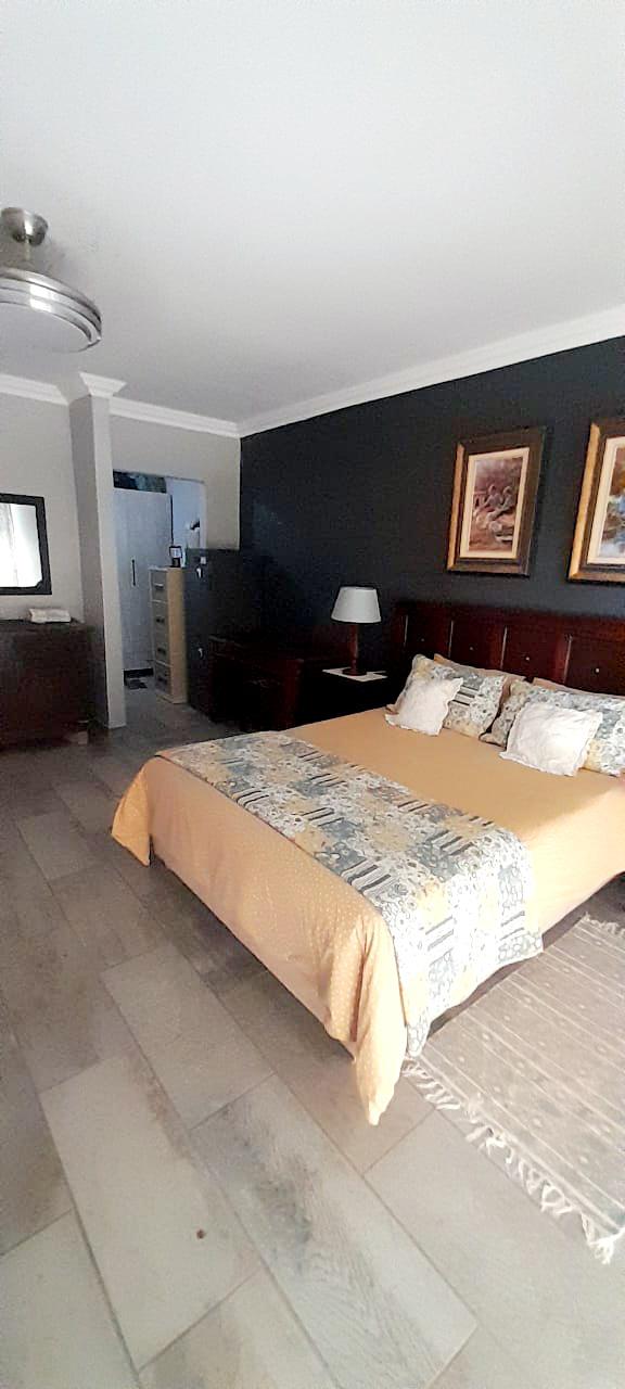 5 Bedroom Property for Sale in Douglas Northern Cape